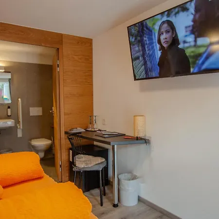 Chalet Stazione Ristorante Pensione Poschiavo