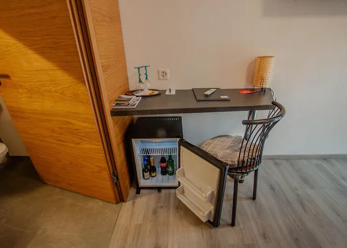 Stazione Ristorante Szálloda Poschiavo