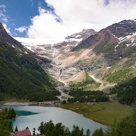 Otel Chalet Stazione Ristorante Pensione Poschiavo