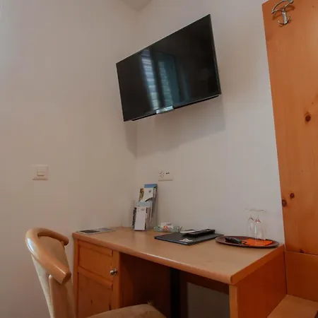 Chalet Stazione Ristorante Pensione 3* Poschiavo