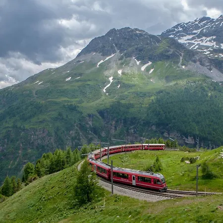Chalet Stazione Ristorante Pensione Poschiavo