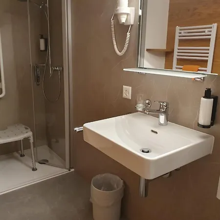 Chalet Stazione Ristorante Pensione Hotell